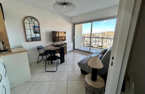 Villers-sur-Mer Apartamento | Appartement Vue Mer - 30 m de la plage - 5 minutes à pied du centre ville et du Casino