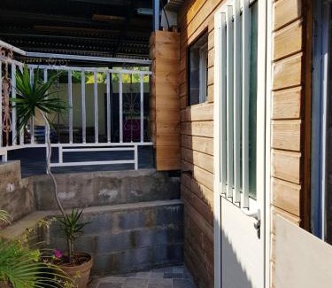 L'Etang-Sale Apartamento | Appartement vue mer à L'Étang-Salé, terrasse & piscine