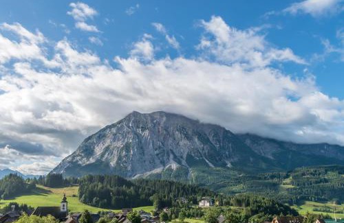 Tauplitz Apartamento | Appartements-Restaurant Schwaiger