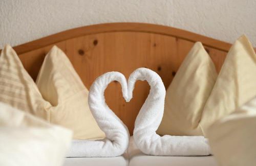 Tauplitz Apartamento | Appartements-Restaurant Schwaiger