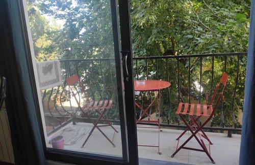 Bois-Colombes Apartamento | Appartemet lumineux calme - Balcon vue Jardin