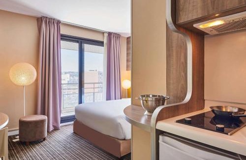 Republique–Point-du-Jour Hotel | AppartHotel Mercure Paris Boulogne