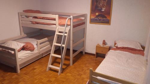Dobrova-Polhov Gradec Apartamento | Appartment Bezenica