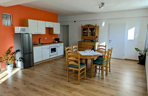 Hartmannsdorf Apartamento | Appartments am Literaturbrunnen
