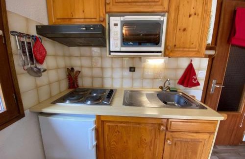 Le Grand-Bornand Apartamento | Appt 2 pièces, 6 couchages, 900m télécabine, parking - FR-1-241-52