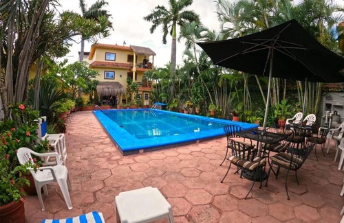 Colonia Independencia Apartamento | Apartamento para 2 personas, con balcón y vistas a la piscina