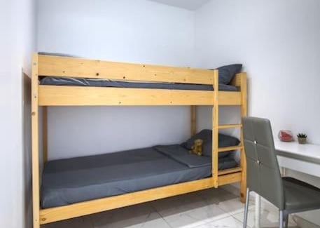 Rognac Apartamento | Appt P2 de 1 à 6 pers à Rognac
