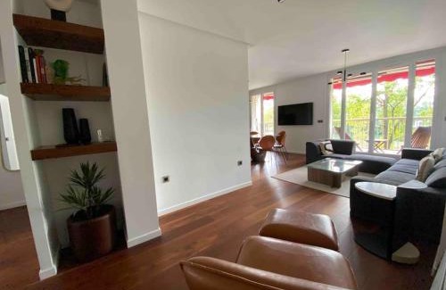 Billancourt–Rives de Seine Apartamento | Appt River view next Eiffel Tour and Roland-Garros