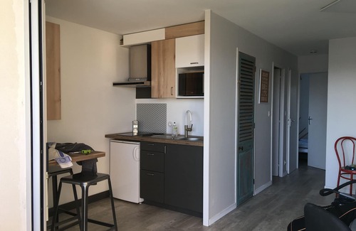 La Tranche-sur-Mer Apartamento | Vista al mar de cita al pie del faro de cuello grouin. La rebanada en el mar