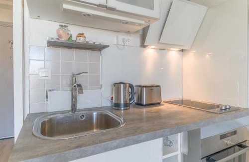 Sete Apartamento | Appt t2 cabine clim parking privée vu mer