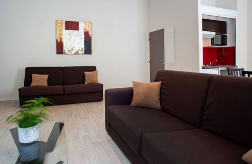 Dinan Condominio | Appartement Cosy dans Cité Médiévale | Piscine Extérieure Chauffée