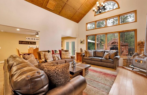 Evergreen Estates Casa | Apres Ski Haus Incredible Modern Cozy Resort Estate Minutes to Activities