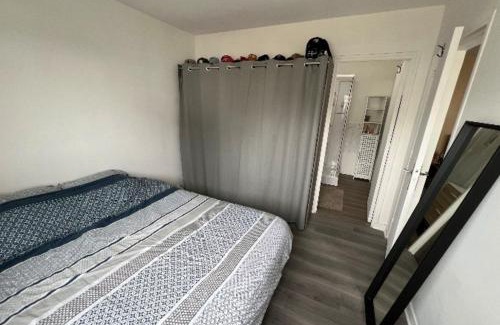La Madeleine-Bellevue Apartamento | Apt 1 bedroom 10 min from the historic center