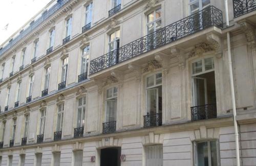 Champs-Elysees Apartamento | APT 10P 160m2 WITH TERACe