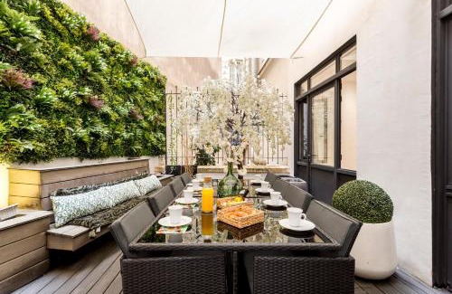Champs-Elysees Apartamento | APT 10P 160m2 WITH TERACe