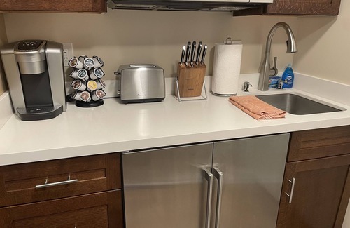 Carpinteria Apartamento | Hermoso estudio a 200 yardas de la arena y las olas.