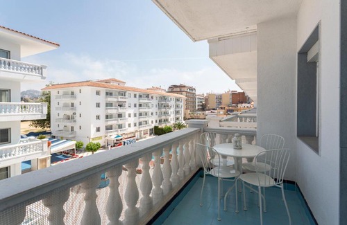 Blanes Apartamento | Apt 200 meters from the beach id
