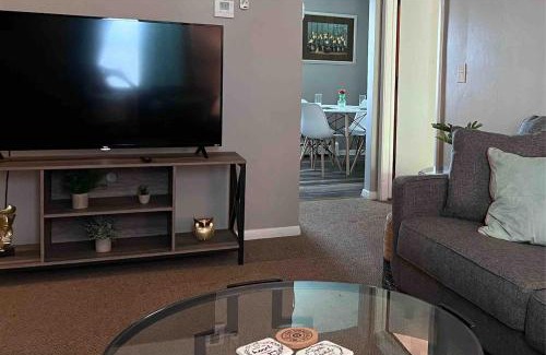 Masury Casa | Apt 3 Comfortable and Convenient