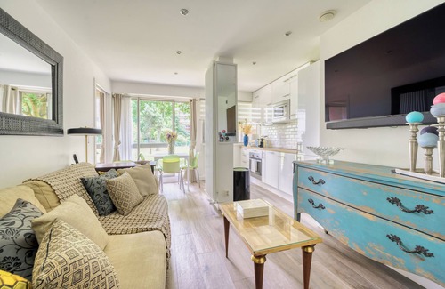 Clichy Apartamento | Apt 37 m², 1 Chambre, vu Jardin à Clichy Avec une Place de Parking