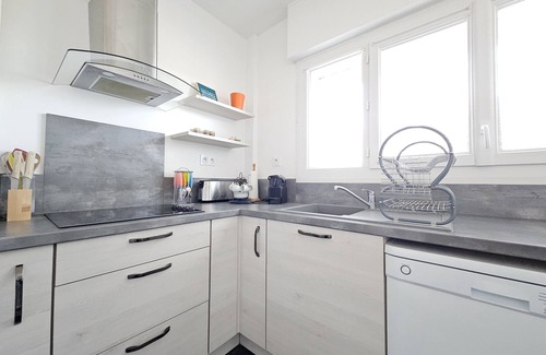 Pontaillac Apartamento | Apt 4 Pers, 1 min de la Plage, Parking Privé
