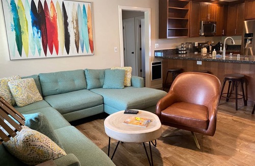 Carpinteria Apartamento | Apt 9: Beautiful apartment for families near a beach.