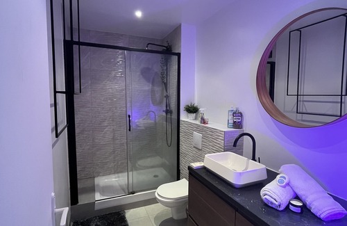 La Garenne-Colombes Apartamento | Apt Cosy Pour 3, Très Équipé - A 10mn des Galeries Lafayette !