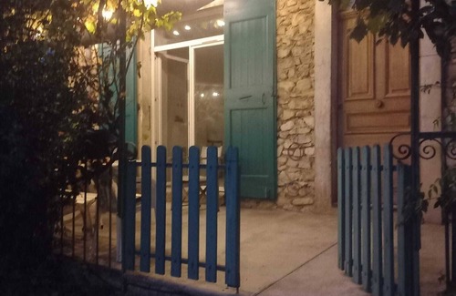 Menglon Casa | Apt de 75m2 Refait à Neuf au rdc Dune Maison Chic