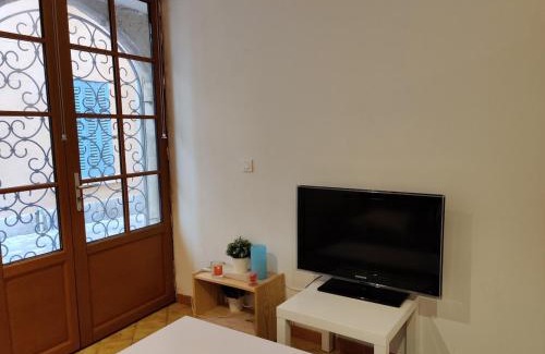 La Valette-du-Var Apartamento | Apt de charme au cœur du village