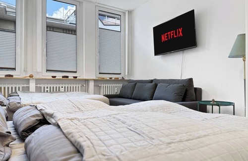 Rathaus Apartamento | Apt for 9, walk to Schlossplatz
