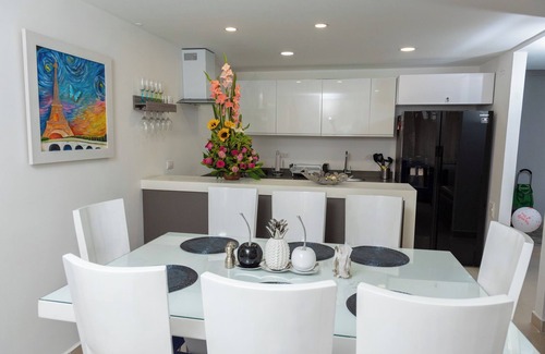 Cali Condominio | Apt Hermoso y Cómodo Super Céntrico Parque del Perro Edif. Astoria