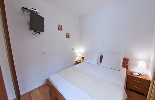 Plat Apartamento | Lujosa villa con vistas al mar y piscina, Plat apt. 2