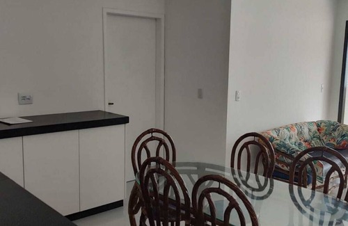 Loteamento Joao Batista Juliao Apartamento | Apto en la playa, con 3 dormitorios, con vistas a todo el borde de la ensenada