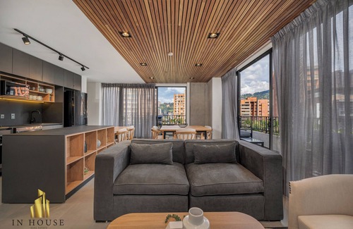 El Poblado Apartamento | Apt sofisticado y luminoso con BBQ - Morph 1101