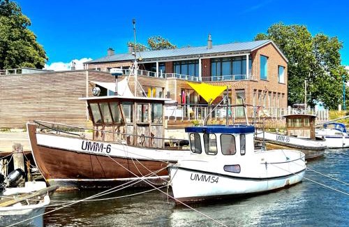 Waase Apartamento | Apt "Sunset Lounge" in Waase - Ummanz - Meerblick, Kamin, Sauna