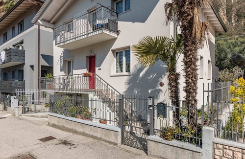 Nago-Torbole Apartamento | Apt Villa Daniel, with balcony in quiet area