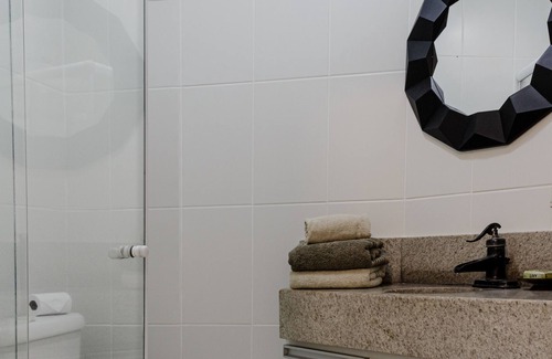 Praia de Itaparica Apartamento | Renovated apartment on the sea court, everything close to you!