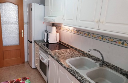 Xeraco Apartamento | Apto. con dos dormitorios, amplia terraza con toldo y vistas al mar y a la piscina!