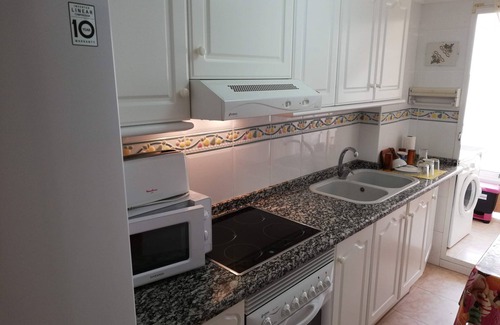 Xeraco Apartamento | Apto. con dos dormitorios, amplia terraza con toldo y vistas al mar y a la piscina!