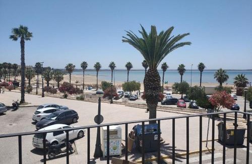 Puerto Real Apartamento | Apto. Ángel. Playa de la Cachucha. WiFi, A/C