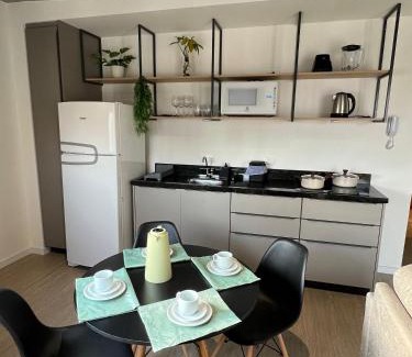 Maringa Apartamento | Apto 1 ou 2 quartos Central