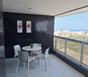 Caminho das Arvores Apartamento | Apto 19º andar, piscina, academia, garagem, ao lado do Shopping Salvador