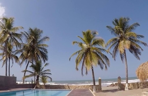 San Bernardo del Viento Apartamento | Apto 1er piso frente a la playa y con piscina
