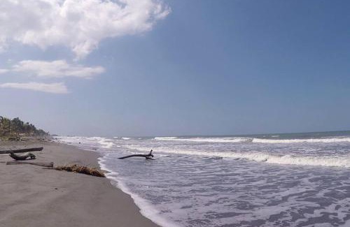 San Bernardo del Viento Apartamento | Apto 1er piso frente a la playa y con piscina