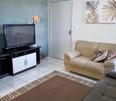 Simoes Lopes Apartamento | Apto 2 quartos, cond fechado, com vaga, 4º andar por escadas