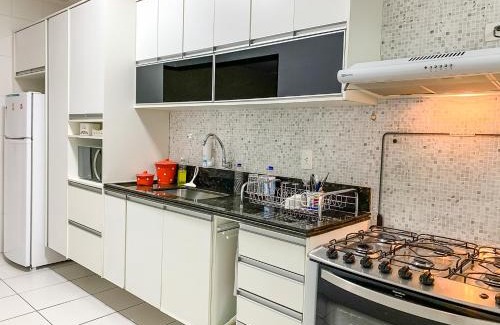 Tupi Apartamento | Apto 3 quartos, 100m da praia, piscina e churrasqueira