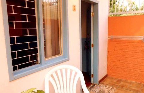 Ingleses Centro Apartamento | Apto 8 - cozinha - garagem - ar - 250 m do mar