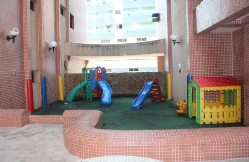 Guilhermina Apartamento | Apto Beiramar com piscina em Praia Grande