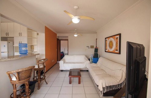 Capao da Canoa Apartamento | Apto c churrasq, piscina e wi-fi a 200m da praia