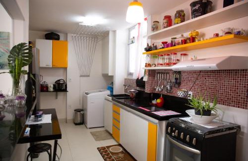 Jardim Camburi Apartamento | Apto completo e confortável próximo do Aeroporto