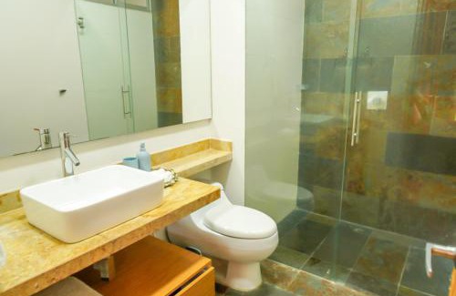 Campestre Apartamento | Apto en Cali Moderno con Balcón, Piscina & Terraza
